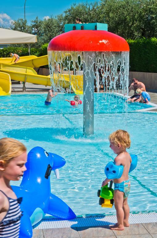 Camping Village Du Parc Lazise Exterior foto