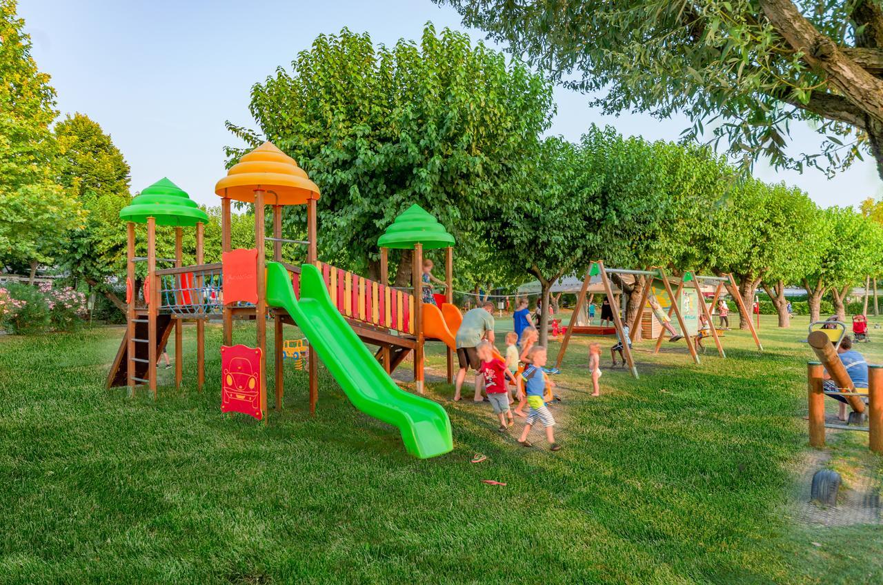 Camping Village Du Parc Lazise Exterior foto
